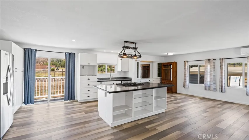 28736 Warren, Hemet, California 92545