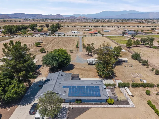 28736 Warren, Hemet, California 92545