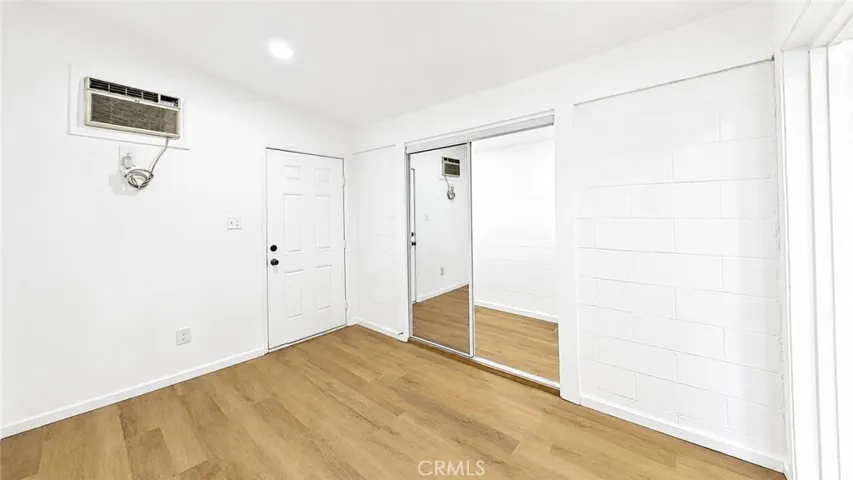 Bedroom #4/office/laundry room
