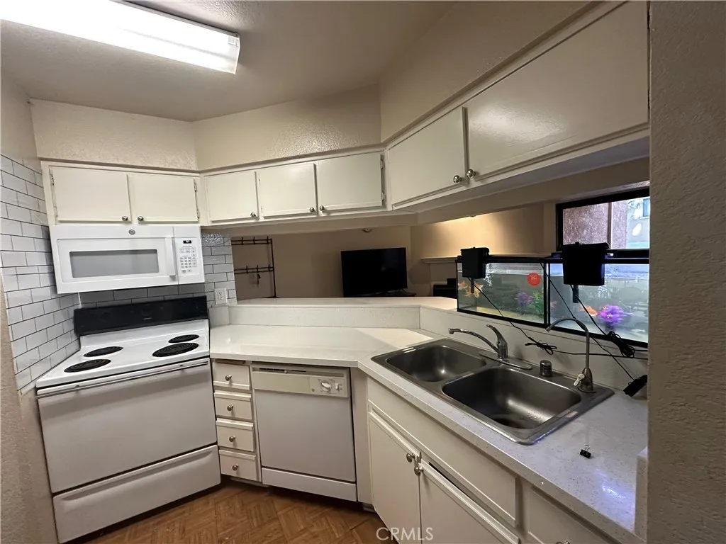 10655 Lemon Avenue 2709, Rancho Cucamonga, California 91737 — photo 4