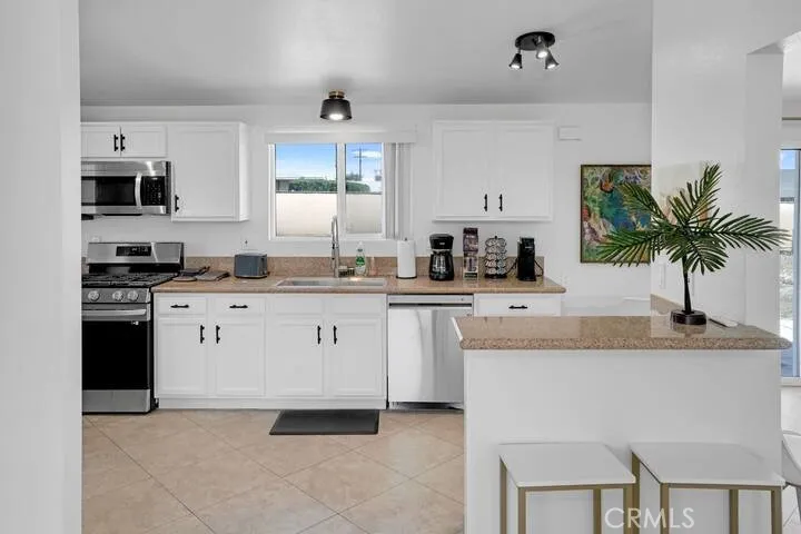 3700 Eastgate Road, Palm Springs, California 92262