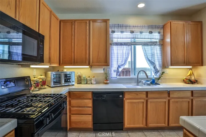14751 Shetland Court, Victorville, California 92394