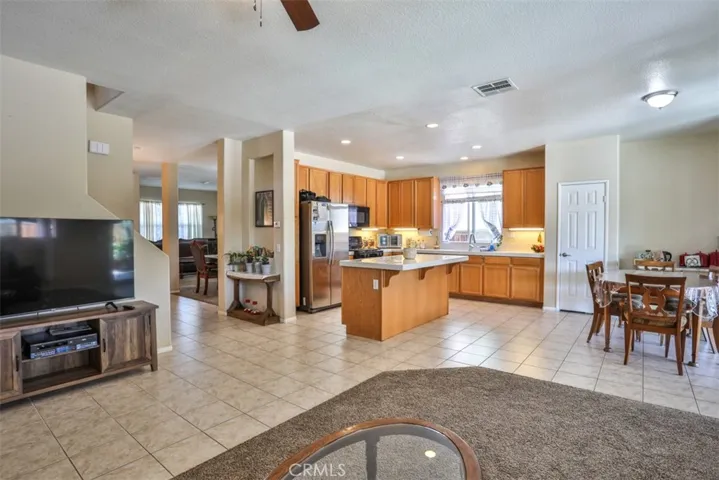 14751 Shetland Court, Victorville, California 92394