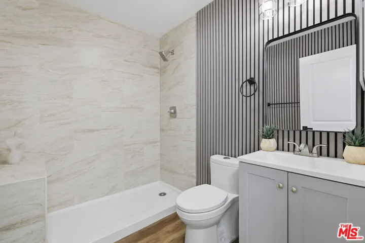 816 Pamela Wood Street, Newbury Park, California 91320