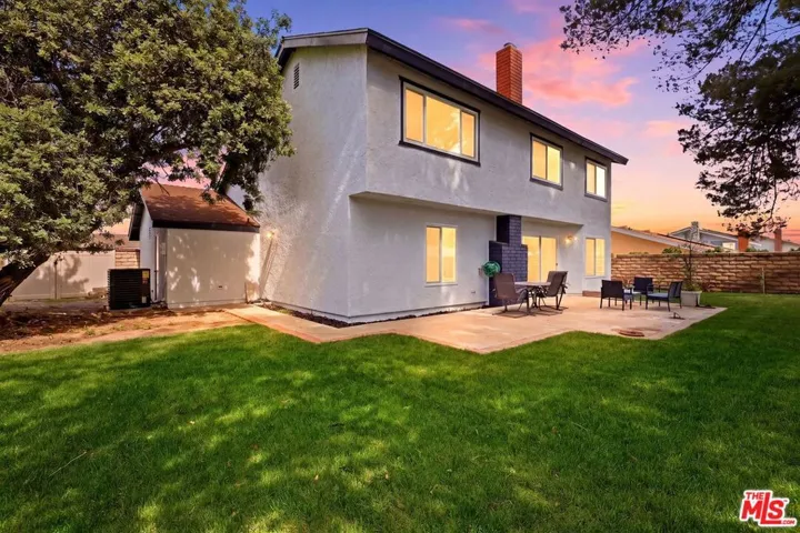 816 Pamela Wood Street, Newbury Park, California 91320