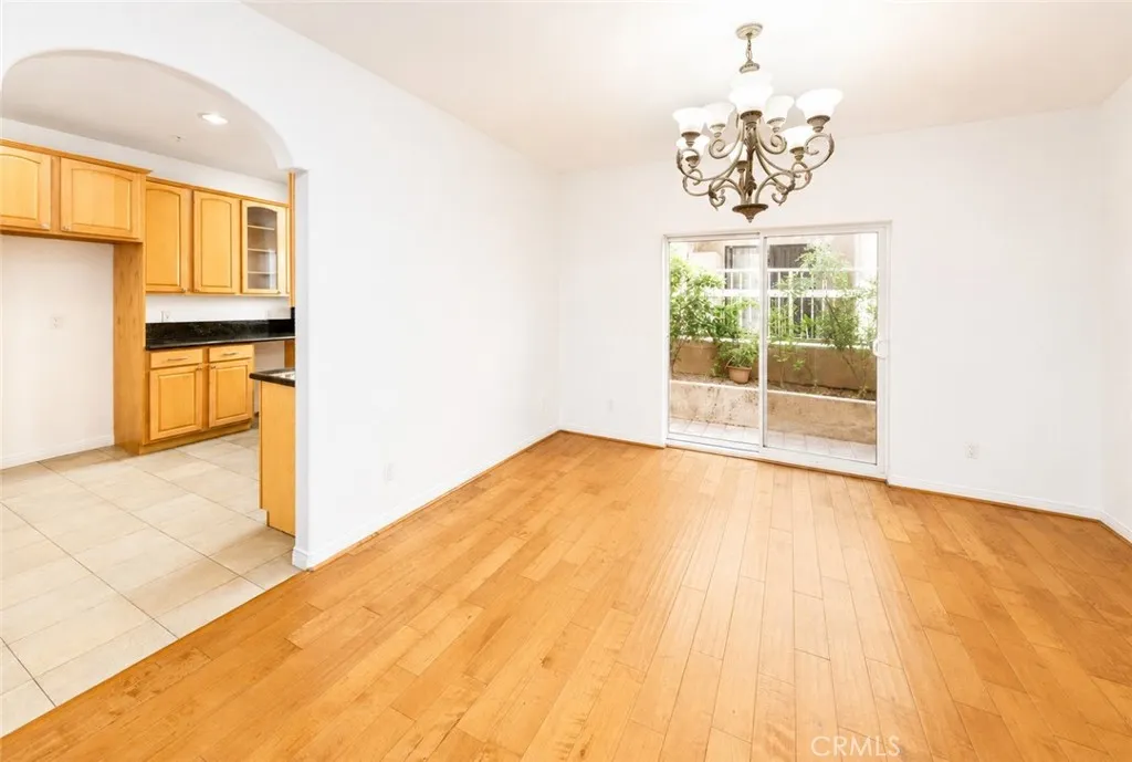 455 W Wilson 2, Glendale, California 91203 — photo 5