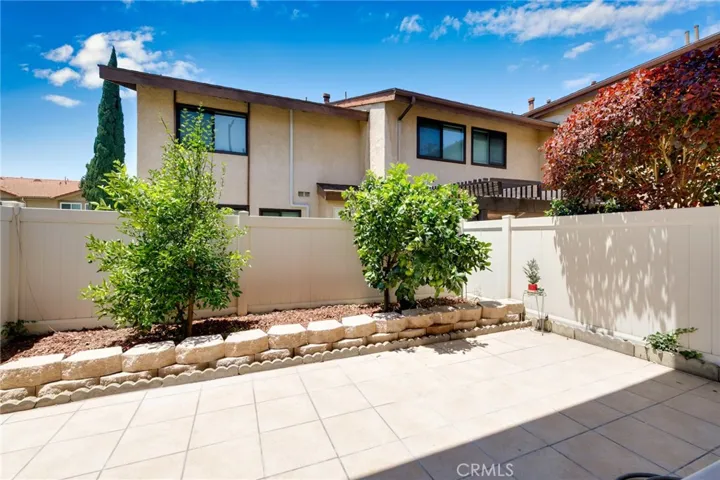 1231 S Golden West 11, Arcadia, California 91007