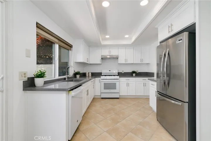 1231 S Golden West 11, Arcadia, California 91007