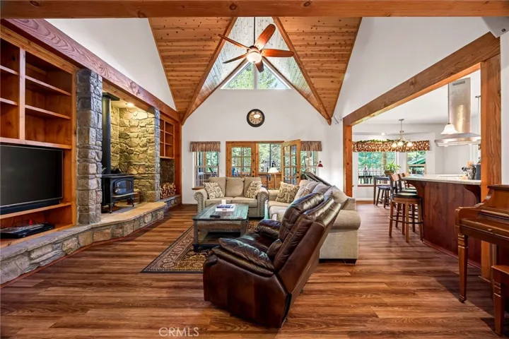 Living room with custom ceilings