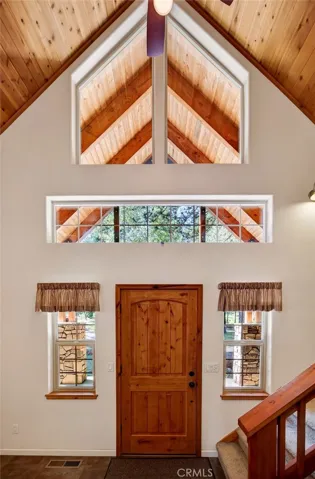 Soaring Entry Way Windows
