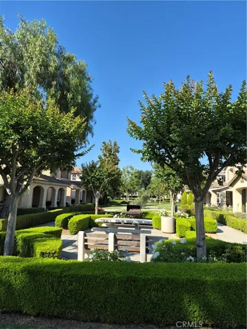 Walking Paths, with Benches, and Barbecues, Maintenance done by HOA.