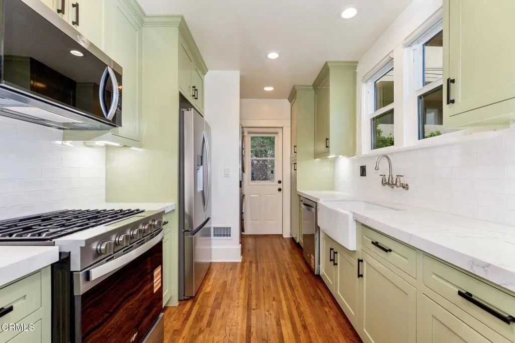 520 Los Robles #4_ Low Res  031