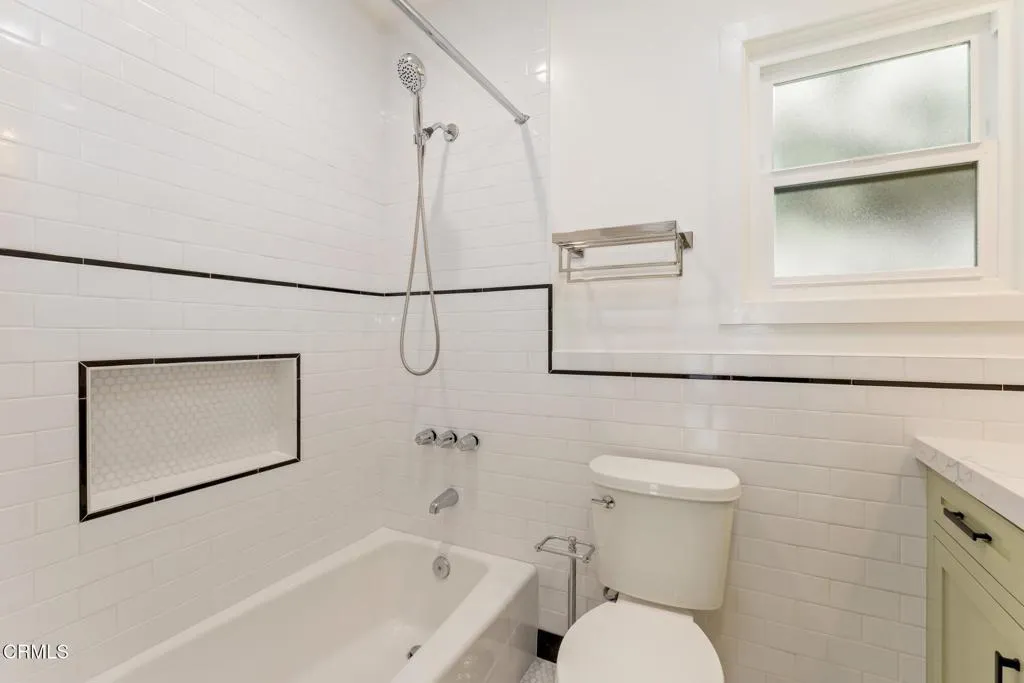 520 Los Robles #4_ Low Res  043