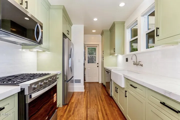 520 Los Robles #4_ Low Res  031