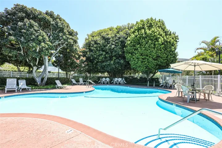 Community pool