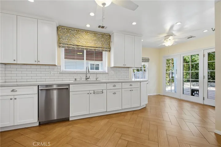 541 E Woodbury, Altadena, California 91001