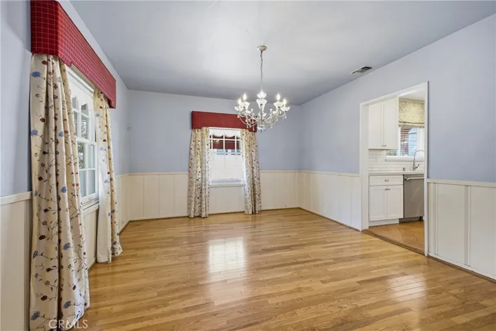 541 E Woodbury, Altadena, California 91001