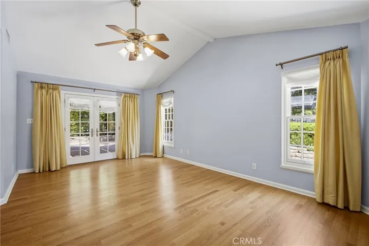 541 E Woodbury, Altadena, California 91001