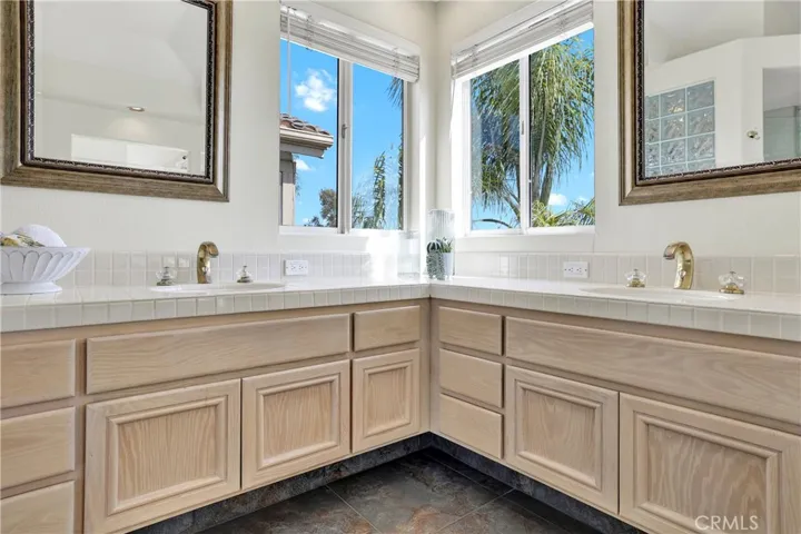 27130 S Ridge Drive, Mission Viejo, California 92692
