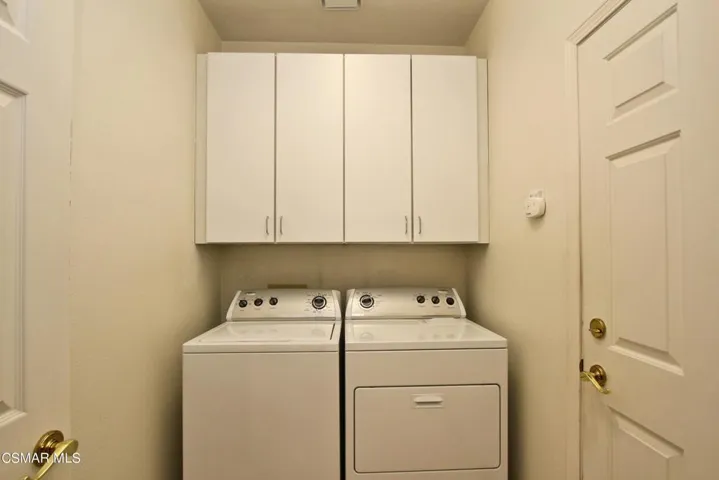 025_Laundry