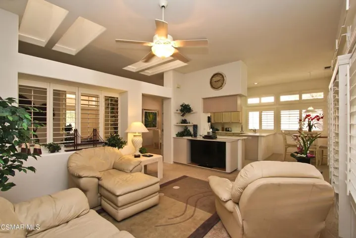 016_Family Room