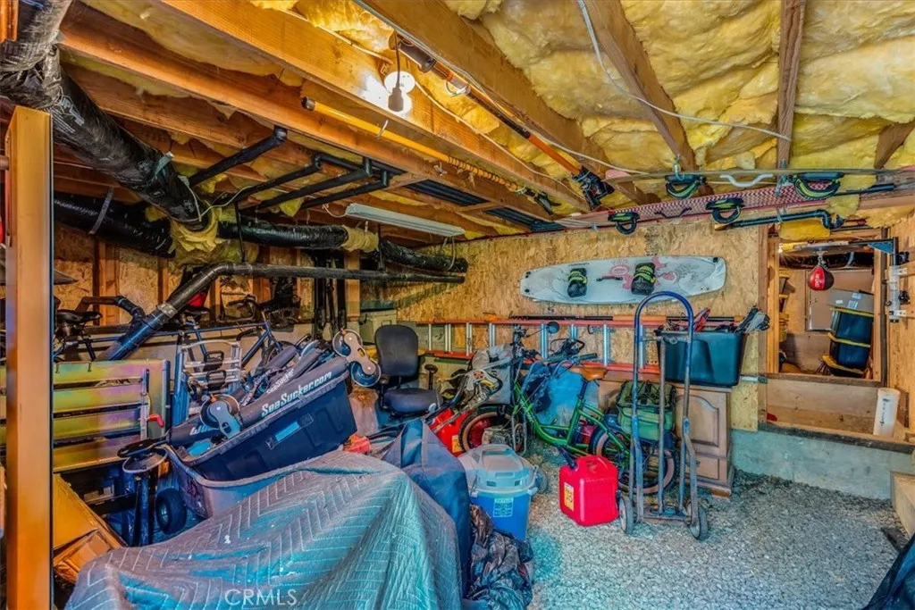Sub area storage and work room