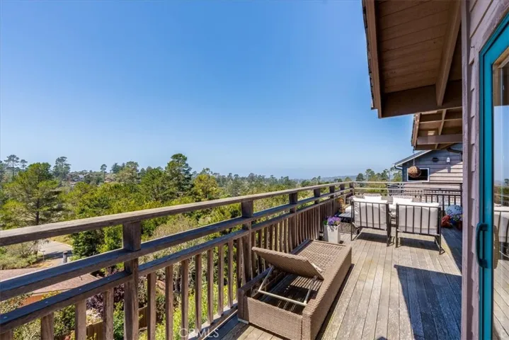 Deck off of main/top level
