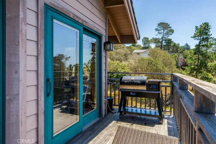 Deck off of main/top level