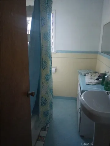 Main house Bathroom