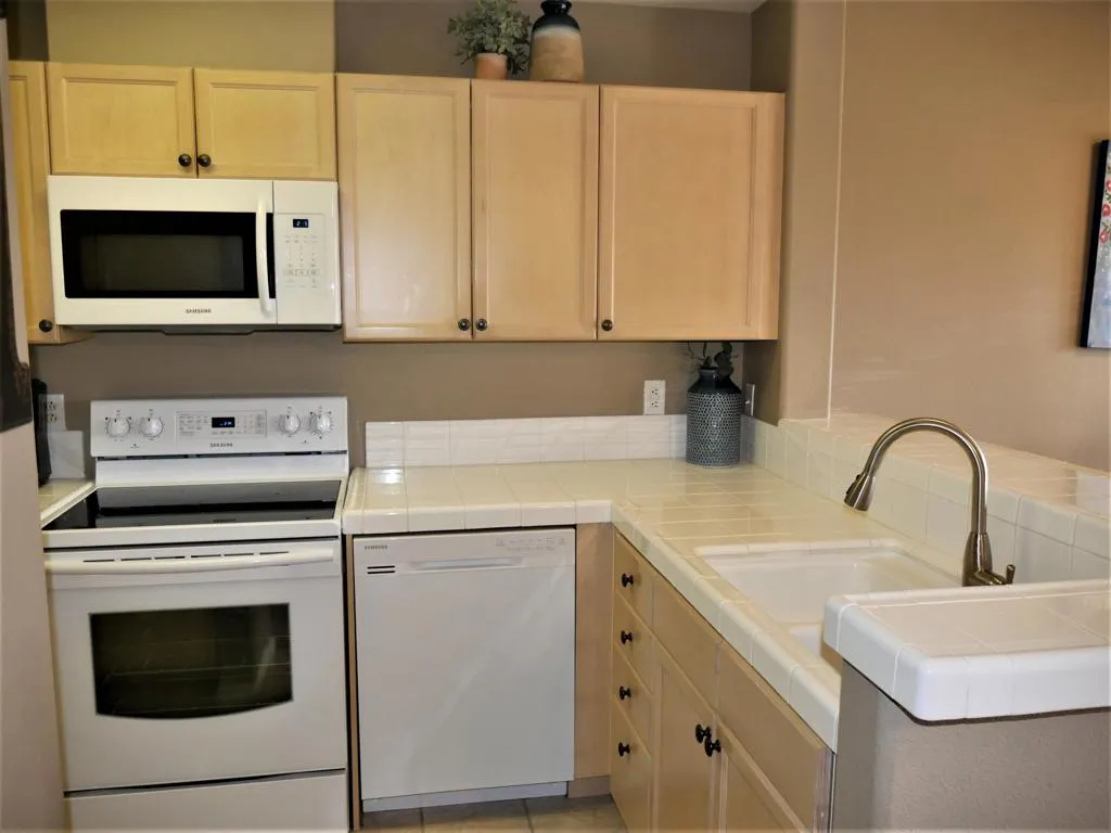 Kitchen Open to the Dine Area