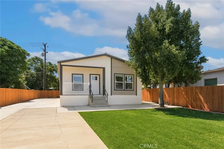 32850 Gregory Place, Lake Elsinore, California 92530