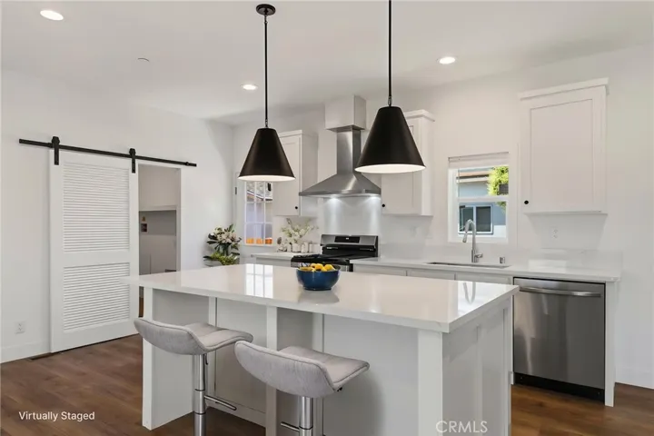 32850 Gregory Place, Lake Elsinore, California 92530