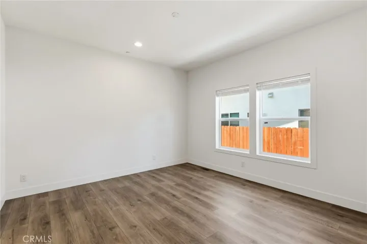 32850 Gregory Place, Lake Elsinore, California 92530