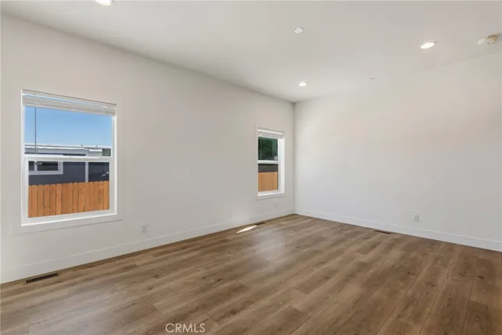 32850 Gregory Place, Lake Elsinore, California 92530
