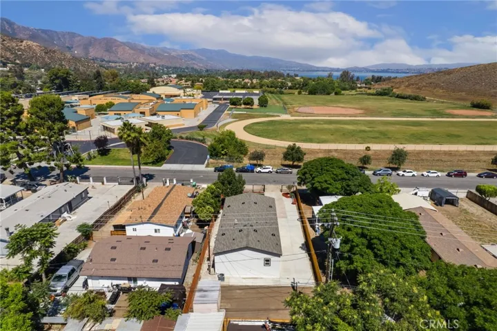 32850 Gregory Place, Lake Elsinore, California 92530