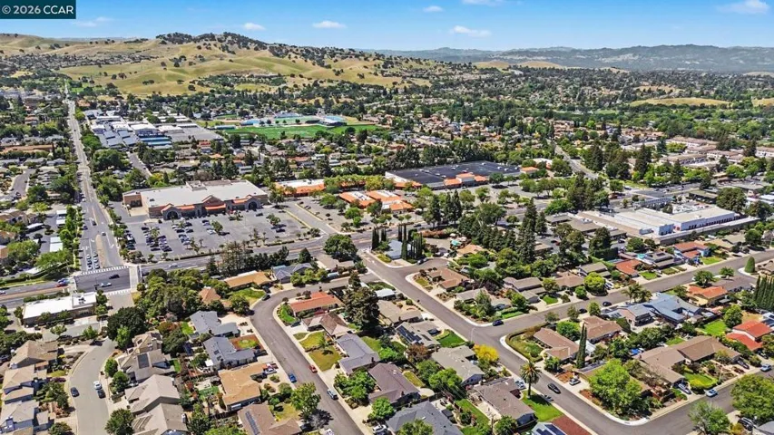 1543 American Beauty Dr, Concord, California 94521