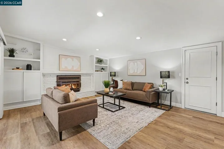 1543 American Beauty Dr, Concord, California 94521