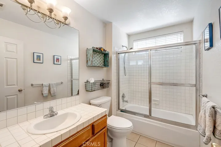 Upstairs hallway bathroom.