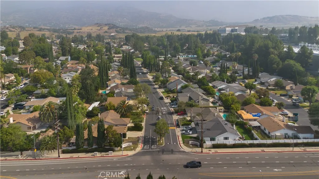 Bird's-eye mountain view