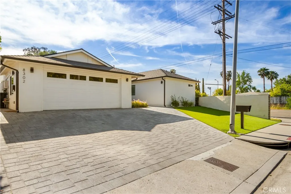 Paved 3 car driveway