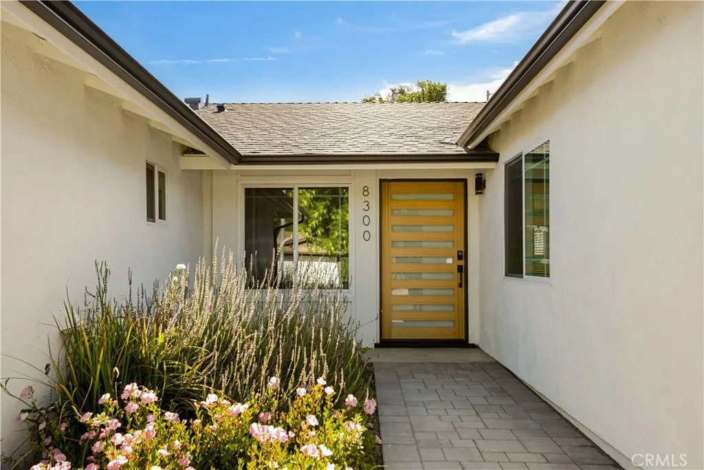 Main house - 8300 Sedan entrance