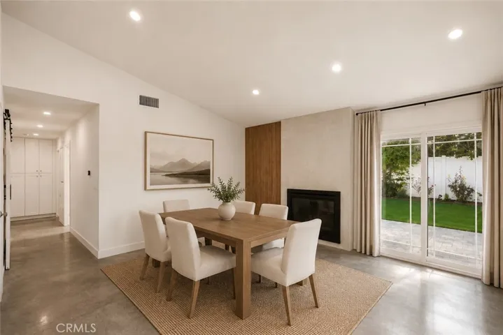 Virtually staged dining area