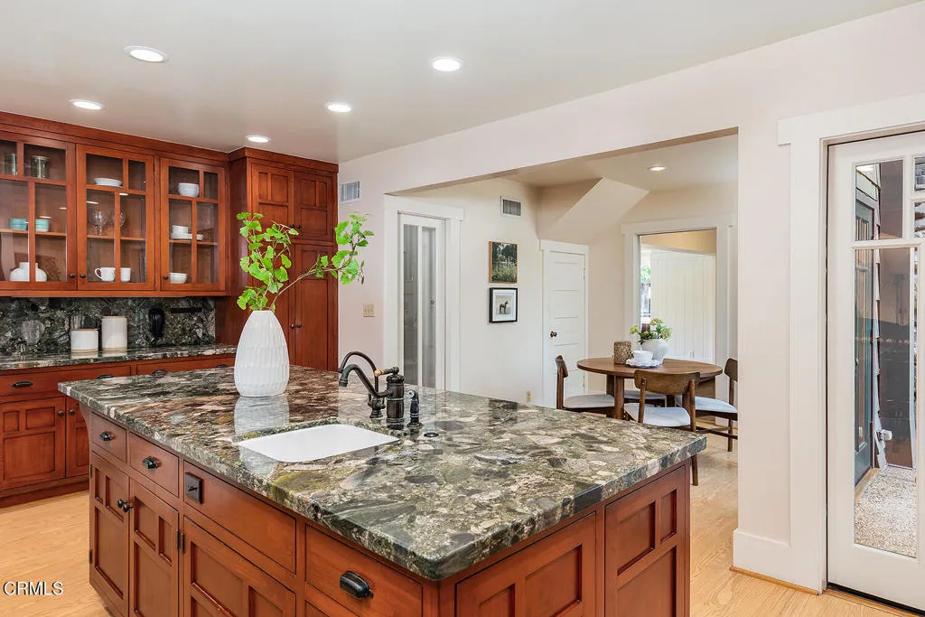 436 S Arroyo Blvd 018-mls