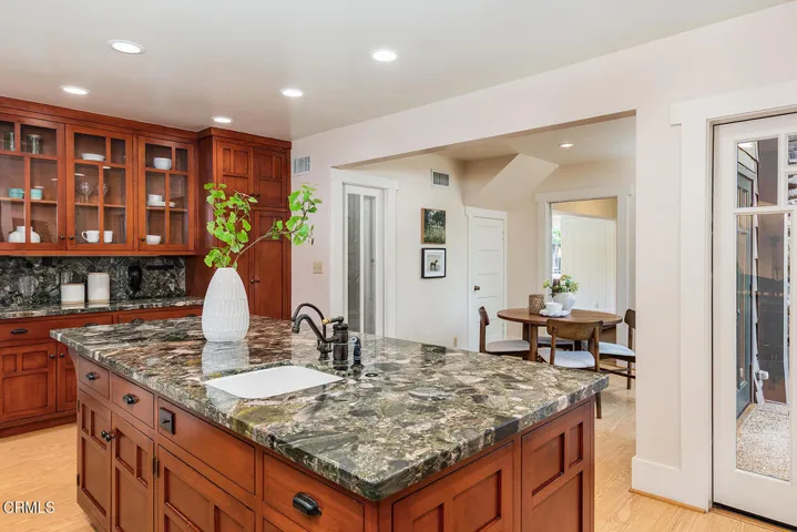 436 S Arroyo Blvd 018-mls