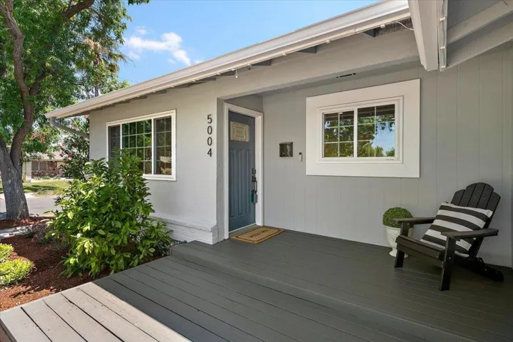 Entry Porch