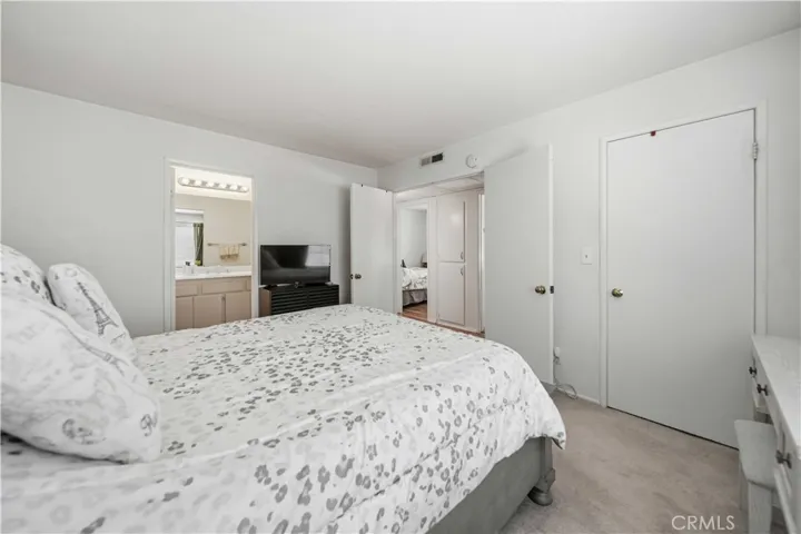 18111 Erik Court 441, Canyon Country, California 91387