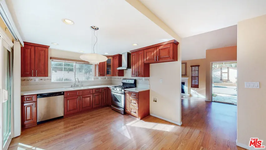 25774 Nashua Way, Valencia, California 91355