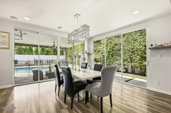 20-Sylvan St_Tarzana_20