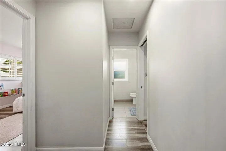 22-Sylvan St_Tarzana_22