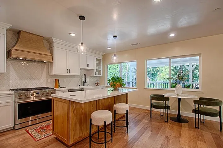 341 Lake Drive, Boulder Creek, California 95006
